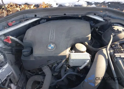 2017 BMW X3 xDrive28I z USA, uszkodzony, nr VIN 5UXWX9C54H0T04475